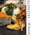 ベトナム・ホーチミンの名物料理 細切り焼き豚と蒸し卵のせご飯（コム・スーン・ティット） 143330270