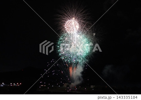 夏の花火大会(新作花火)信州・戸倉上山田温泉 夏の花火大会(新作花火)信州・戸倉上山田温泉 143335184
