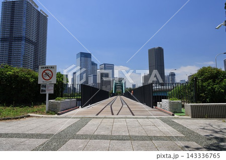 東京都中央区晴海の春海橋公園遊歩道 旧晴海鉄道橋 東京都中央区晴海の春海橋公園遊歩道 旧晴海鉄道橋 143336765