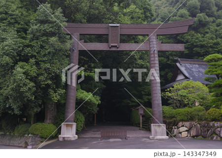 宮崎県高千穂町にある高千穂神社 宮崎県高千穂町にある高千穂神社 143347349