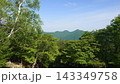 新緑の山並み 143349758