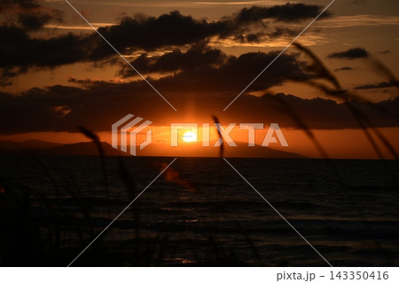 海と夕陽② 143350416
