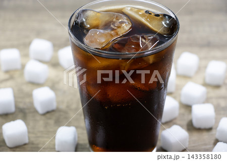 炭酸飲料 砂糖 143358180