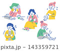 季節の変わり目に起こる体調不良の女性セット_色 143359721