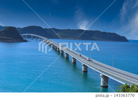 角島に架かる橋 143363770