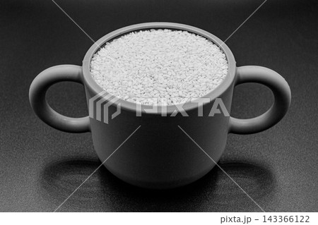 beautiful texture ripe of natural sesame seeds on background beautiful texture ripe of natural sesame seeds on background 143366122