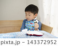 子供 143372952