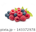 Ripe raspberries and blueberries on white backgrounds 143372978