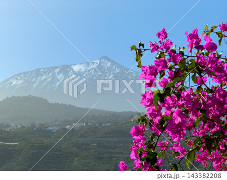 volcano Teide, Tenerife, Spain volcano Teide, Tenerife, Spain 143382208