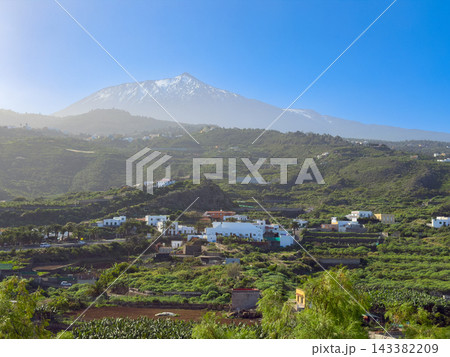 volcano Teide, Tenerife, Spain volcano Teide, Tenerife, Spain 143382209
