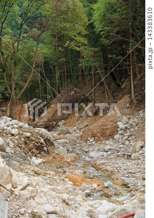 安曇野市黒川沢土石流の爪痕　2026年8月発生 143383610