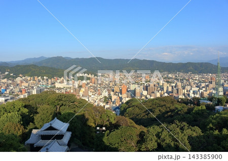 松山城からの松山市内の眺め 松山城からの松山市内の眺め 143385900