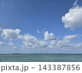 青い海と空 143387856