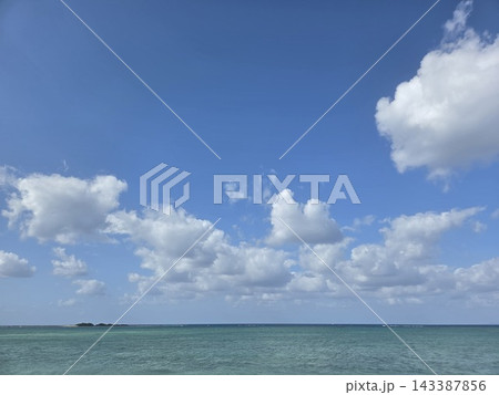 青い海と空 143387856