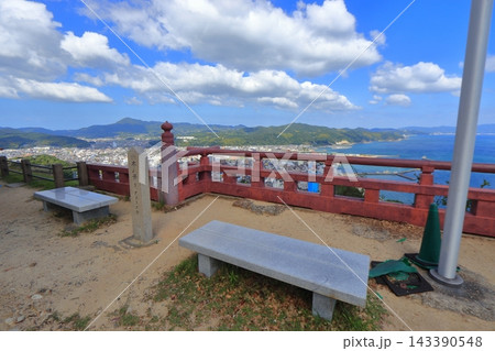 洲本の街並みを見下ろせる洲本城の展望所（兵庫県洲本市） 143390548