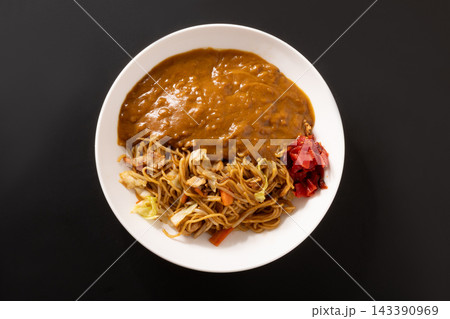 カレー焼きそば カレー焼きそば 143390969