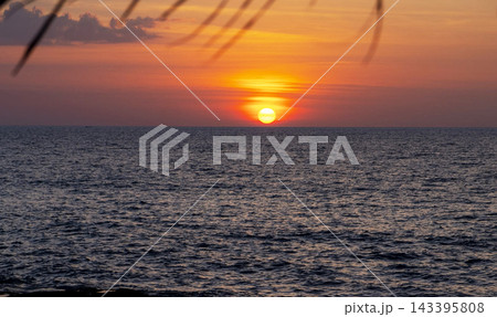beautiful sunset on the sea beautiful sunset on the sea 143395808