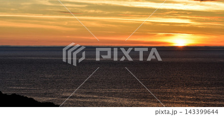 sunrise over sea 143399644