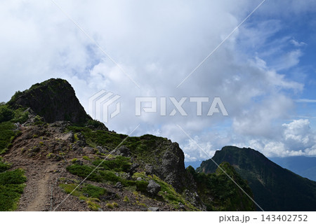硫黄岳、横岳登山、八ヶ岳、長野県、山梨県 硫黄岳、横岳登山、八ヶ岳、長野県、山梨県 143402752