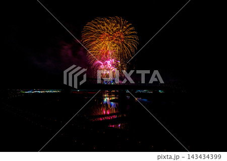 秋の玉名花火大会 秋の玉名花火大会 143434399