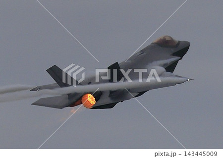F-35 F-35 143445009