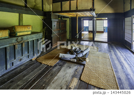 祖谷 東祖谷落合集落 長岡家住宅 囲炉裏 徳島県三好市 祖谷 東祖谷落合集落 長岡家住宅 囲炉裏 徳島県三好市 143445026