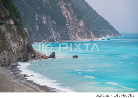 Chingshui Cliff and Pacific Ocean in Hualien, Taiwan Chingshui Cliff and Pacific Ocean in Hualien, Taiwan 143460765