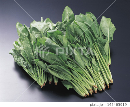 ほうれん草 143465919