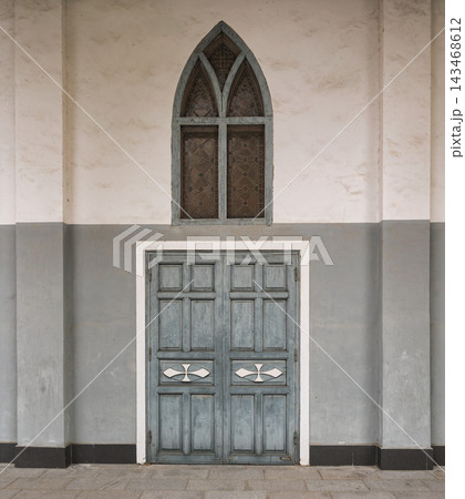 Side entrance of the Sacred Heart Cathedral, also known as Da Nang Cathedral, in Da Nang, Vietnam Side entrance of the Sacred Heart Cathedral, also known as Da Nang Cathedral, in Da Nang, Vietnam 143468612