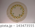 刺繍のテーブルセンター 143473555
