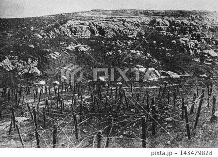 古写真　1904年7月　中国・遼寧省　日露戦争中　大石橋のロシア軍陣地 143479828