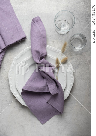 Lavender Purple Knotted Linen Napkin Place Setting Lavender Purple Knotted Linen Napkin Place Setting 143483176