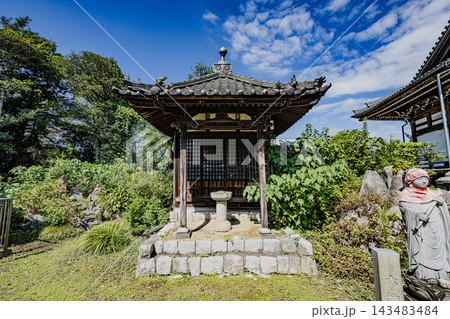 稲沢市萬徳寺境内の景色 稲沢市萬徳寺境内の景色 143483484