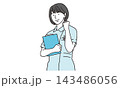 クリップボードを持ってガッツポーズをする女性の看護師イラスト素材 クリップボードを持ってガッツポーズをする女性の看護師イラスト素材 143486056