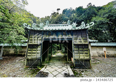 源敬公（尾張徳川藩初代藩主徳川義直公）廟の風景 143486725