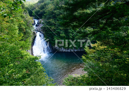 法体の滝　初秋　展望台から観る絶景　秋田県 143486829