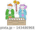 初詣する人達 143486968
