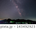 天の川の見える公園 143492923