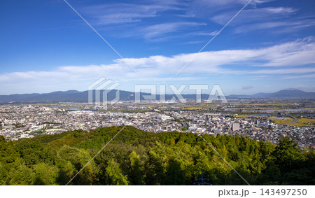 福岡県久留米市にある高良大社の展望台から見た鳥栖、小郡市方面を望む 福岡県久留米市にある高良大社の展望台から見た鳥栖、小郡市方面を望む 143497250
