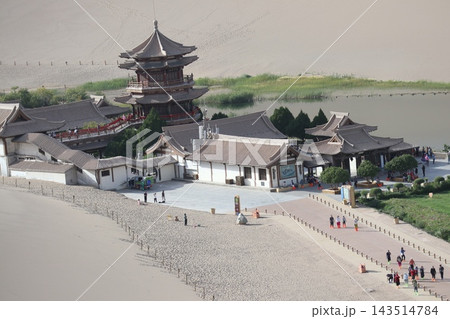 中国敦煌の鳴沙山の風景 143514784