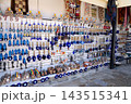 カッパドキアの土産物店に並ぶナザール・ボンジュウ 143515341