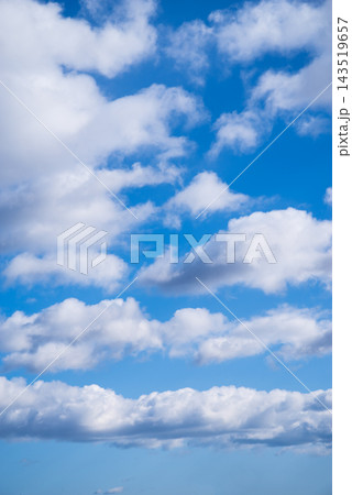 青空に浮かぶ雲 青空に浮かぶ雲 143519657