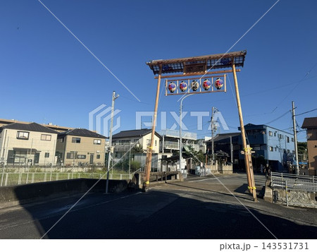 白浜の宮の祭りを彩る提灯と門 白浜の宮の祭りを彩る提灯と門 143531731