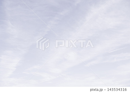 雲の多い空、背景 雲の多い空、背景 143534316
