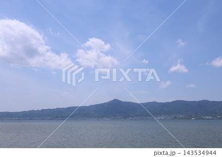 琵琶湖と山 琵琶湖と山 143534944