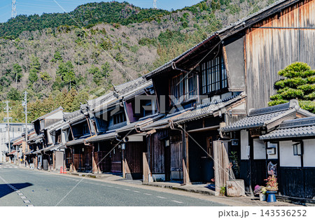 うだつの上がる町並みの景色 うだつの上がる町並みの景色 143536252