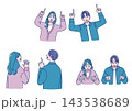 上・下・前方を指差す笑顔の若い男女 143538689