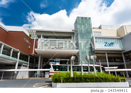 東急田園都市線たまプラーザ駅南口を進む 神奈川県横浜市青葉区美しが丘 東急田園都市線たまプラーザ駅南口を進む 神奈川県横浜市青葉区美しが丘 143549411