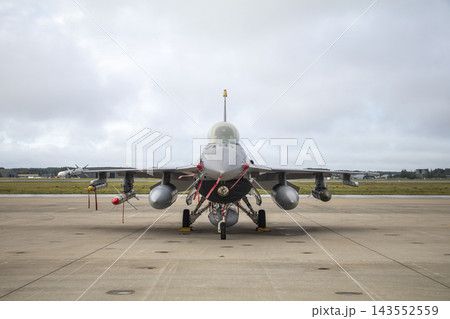 F-16D戦闘機 F-16D戦闘機 143552559