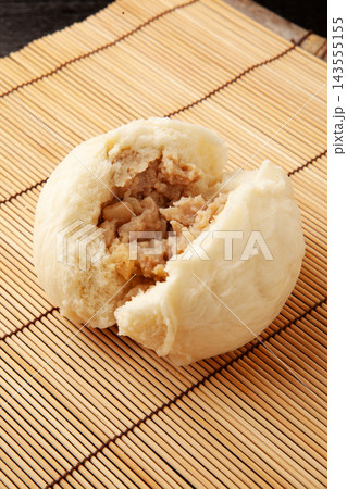 豚まん 豚まん 143555155